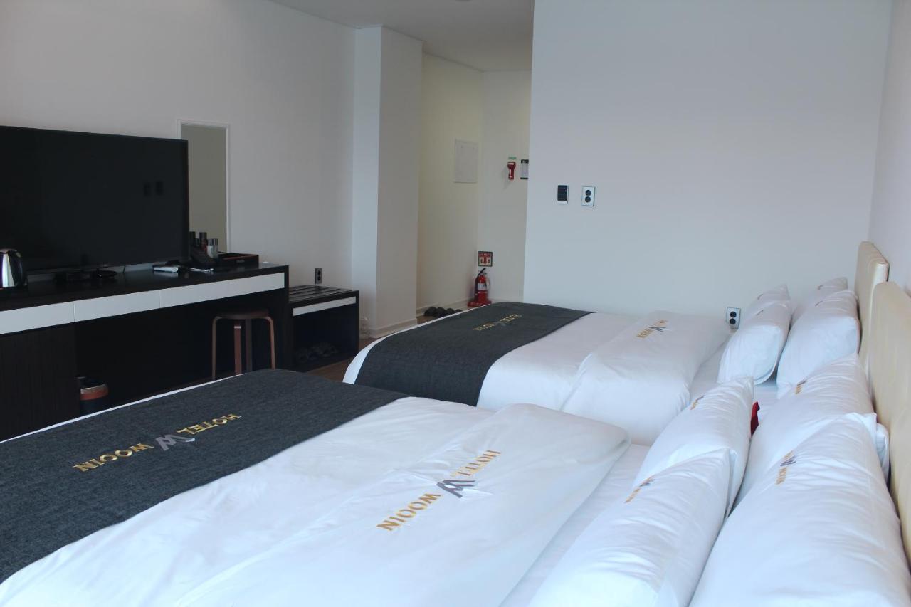 Hotel Wooin Мокпхо Екстер'єр фото
