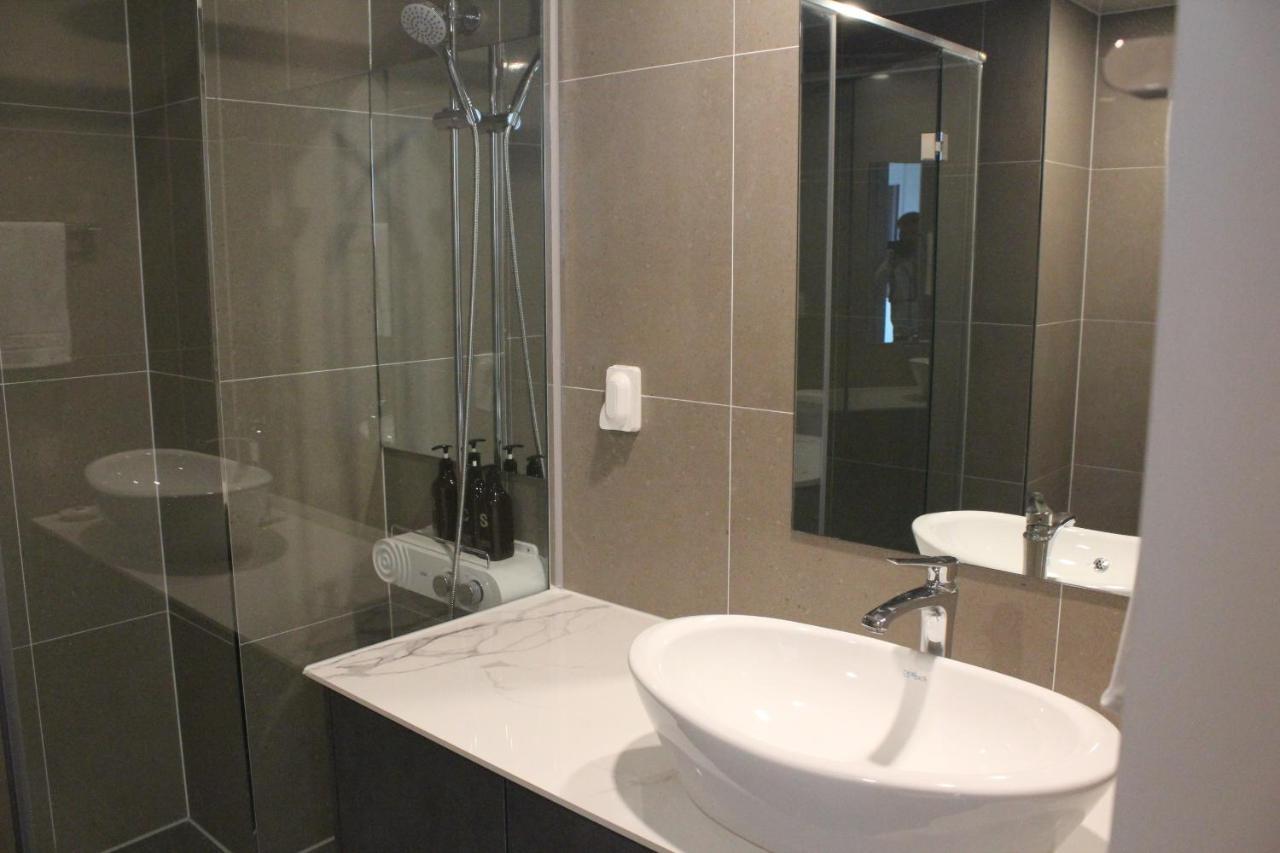 Hotel Wooin Мокпхо Екстер'єр фото