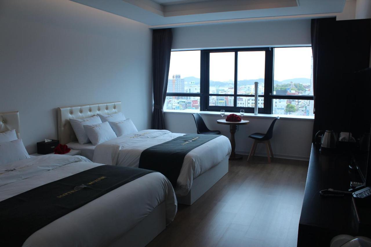 Hotel Wooin Мокпхо Екстер'єр фото