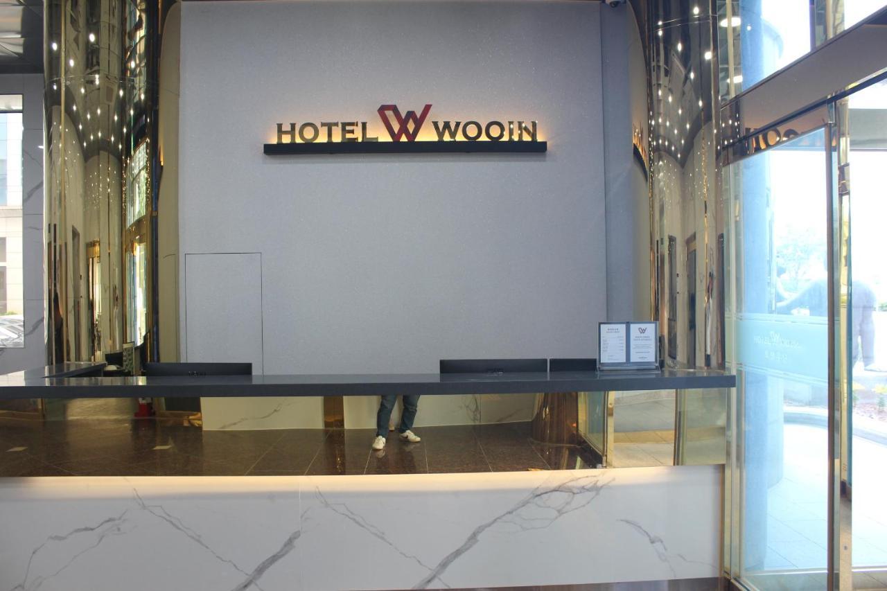 Hotel Wooin Мокпхо Екстер'єр фото