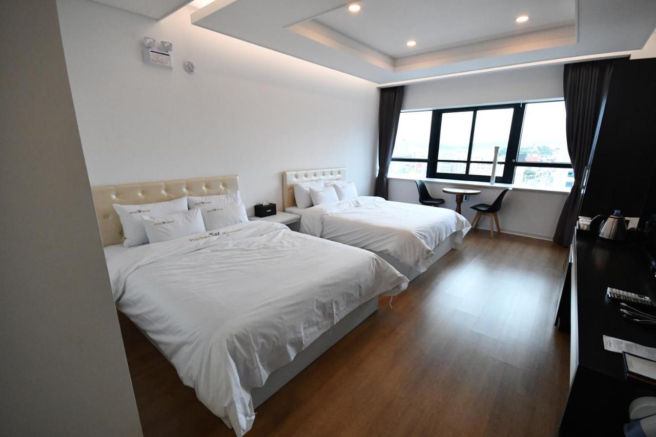 Hotel Wooin Мокпхо Екстер'єр фото